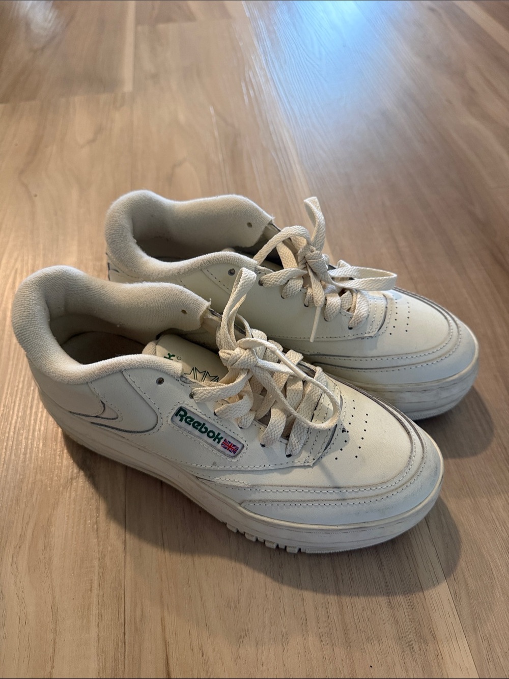 Reebok Women’s Club C Extras - Off-White (Chalk) - Platform